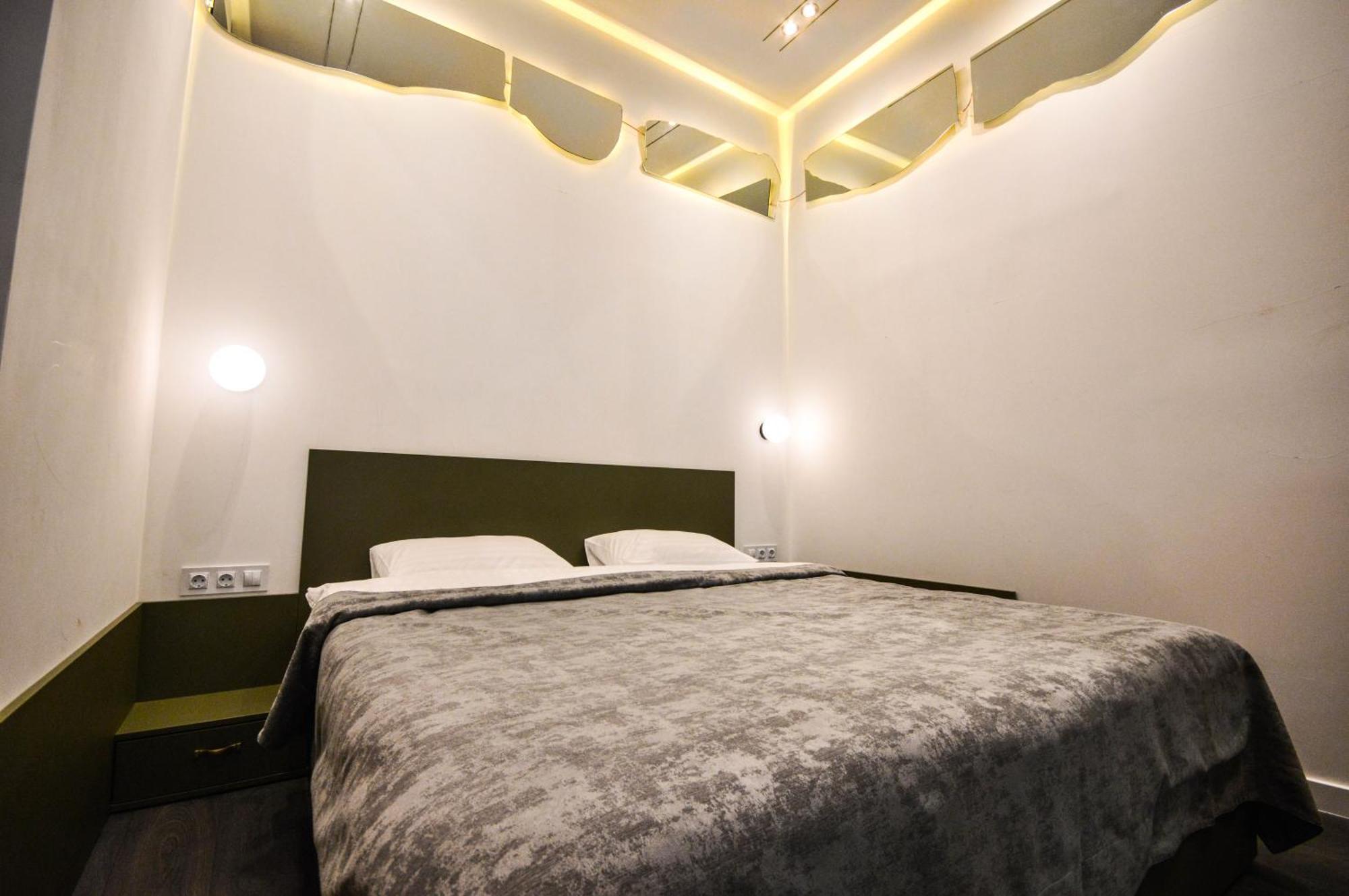 Kyiv Solaris Studio Exteriör bild